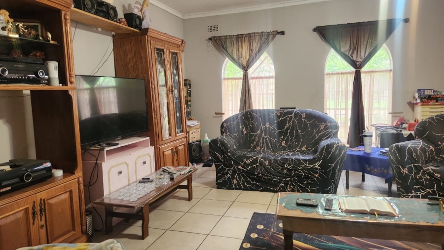 3 Bedroom Property for Sale in Protea Park North West